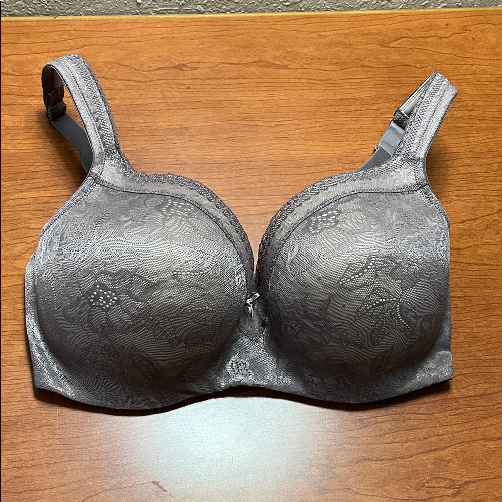 Elegant Lace Full-Coverage Bra in Gray